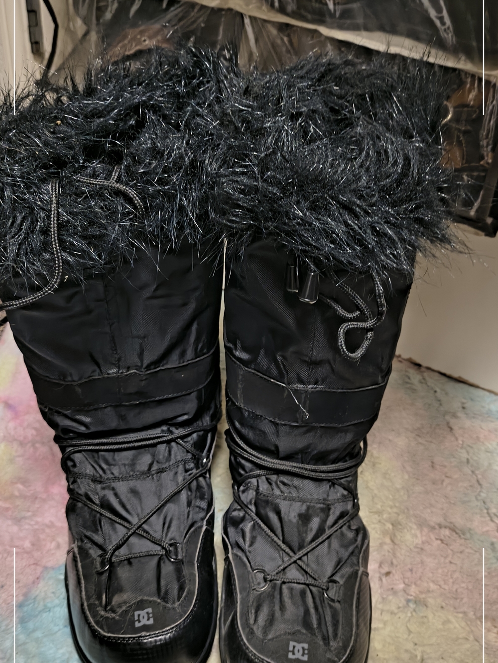 DC Black Insulated Snow Boots with Faux Fur Trim